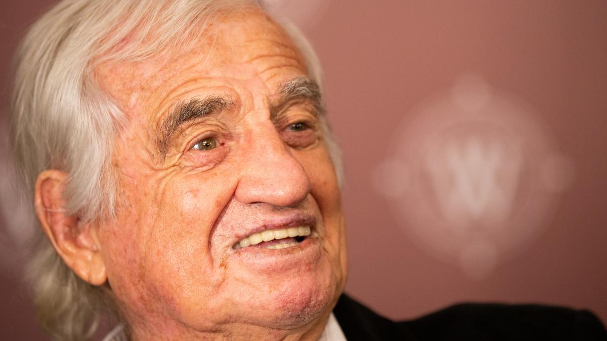 découvrez la fortune et le patrimoine de jean-paul belmondo, l'icône du cinéma français légendaire.