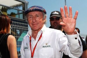 découvrez la fortune de jackie stewart, légende du sport automobile, avec un aperçu de sa carrière, ses succès et son patrimoine.
