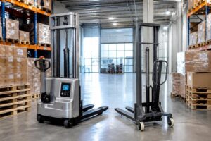 découvrez comment choisir un gerbeur élévateur électrique ou manuel adapté à vos besoins, avec nos conseils pratiques pour faire le bon choix et optimiser votre manutention.
